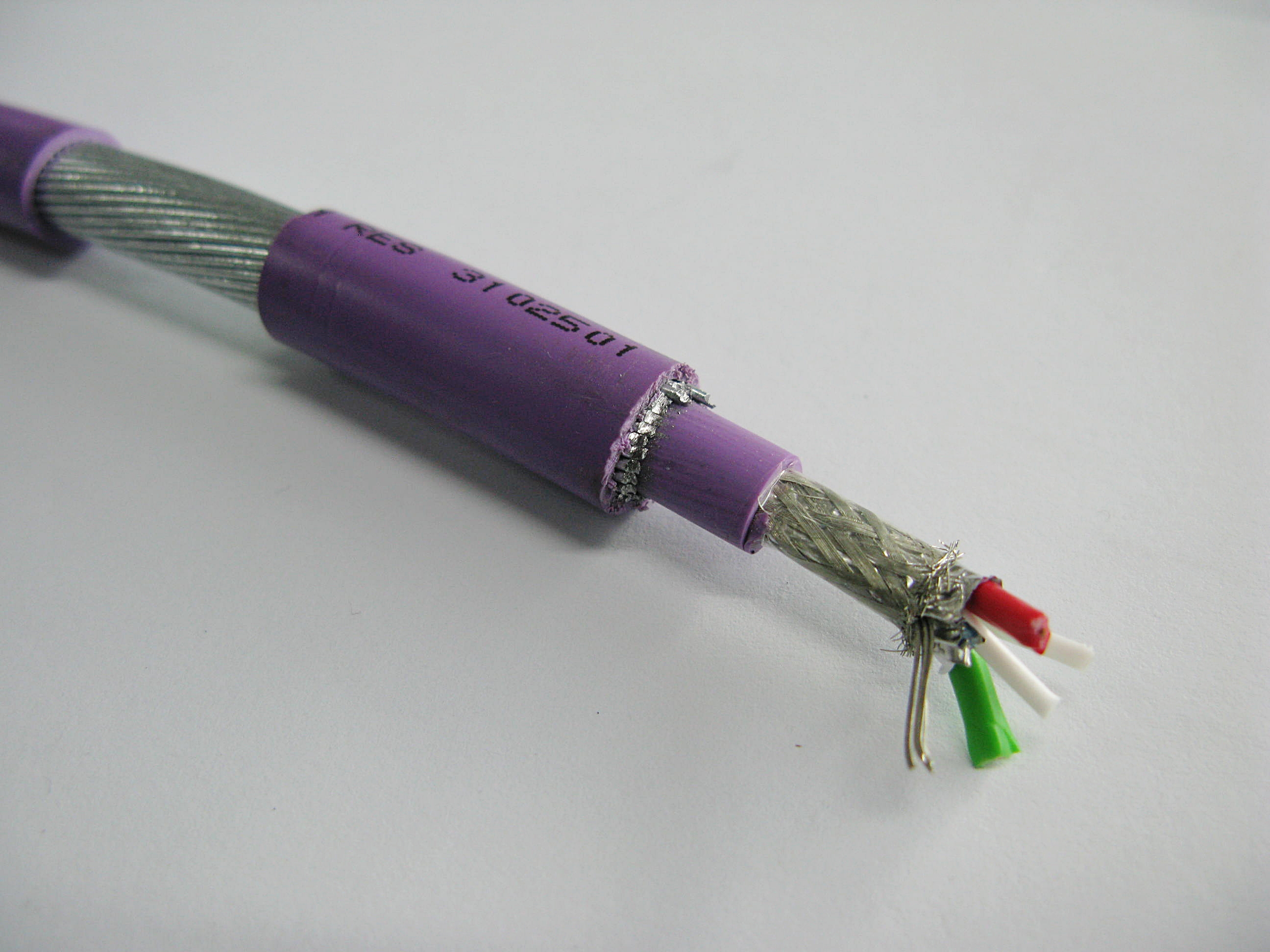 Leoni Kerpen  FB-02YS(St+Ce)YSWAY-fl (Violet)  1 x 2 x AWG 22/1   Part No.7677301U 